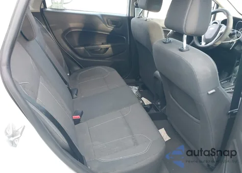 2019 Ford Fiesta Se z USA, uszkodzony, nr VIN 3FADP4EJ7KM133883